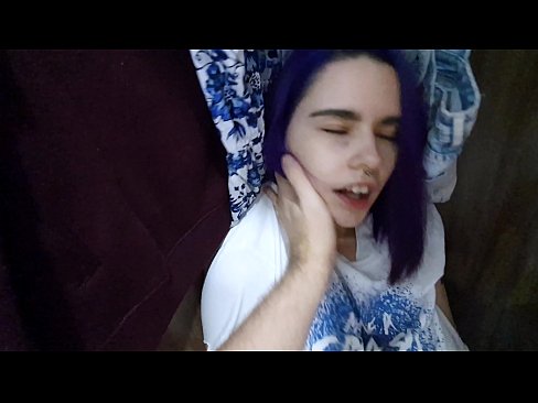 ❤️ Ya sami kanwata a cikin kabad ya taimaka mata ❤❌ Batsa kawai ☑